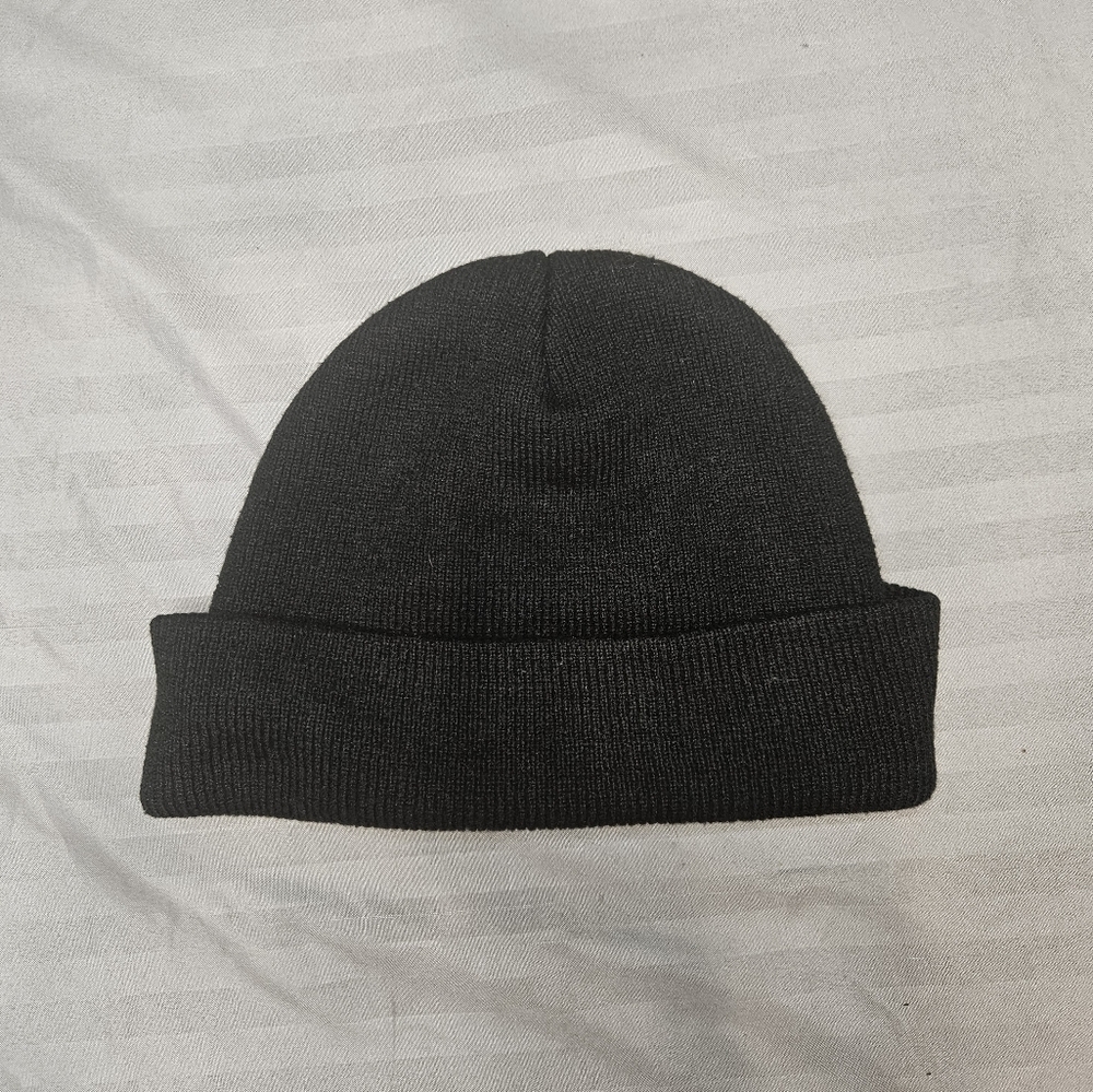 Dragon Ball Z Beanie Goku Patch. Black. - Picture 3 of 3